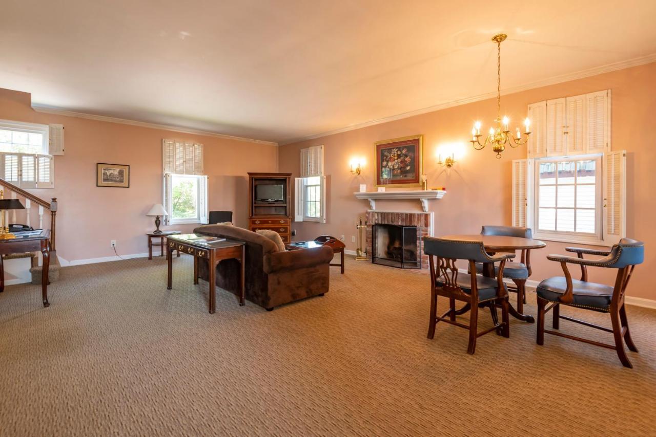 Century Suites Hotel Bloomington Eksteriør billede